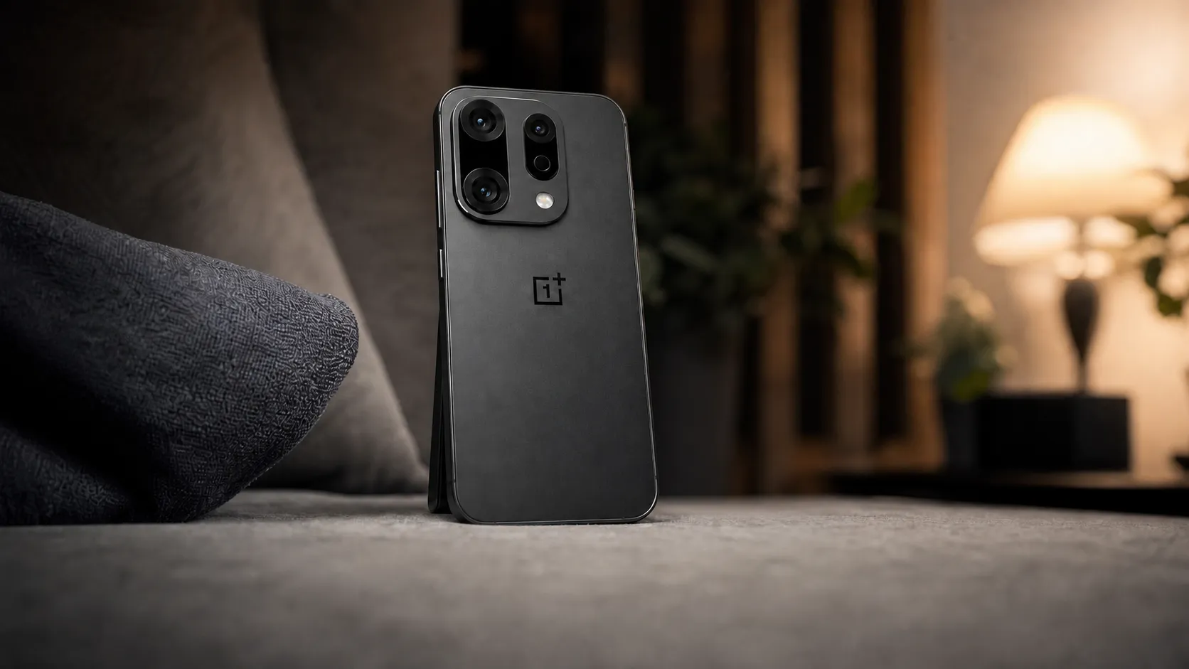 OnePlus 16 display concept showing 6.78-inch display with sub-1mm bezels and 185Hz refresh rate indicator June 2026 leak